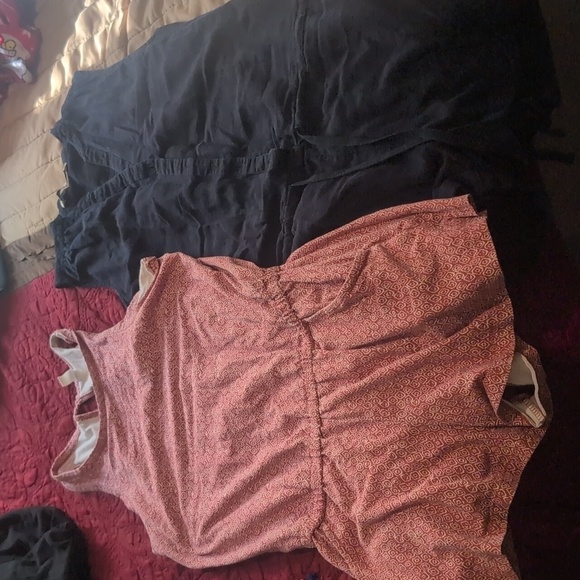 Closet Staples Not So Mystery Bundle 3 Rompers 3 Shorts 1 Jeans 1 Dress & More - Picture 5 of 7
